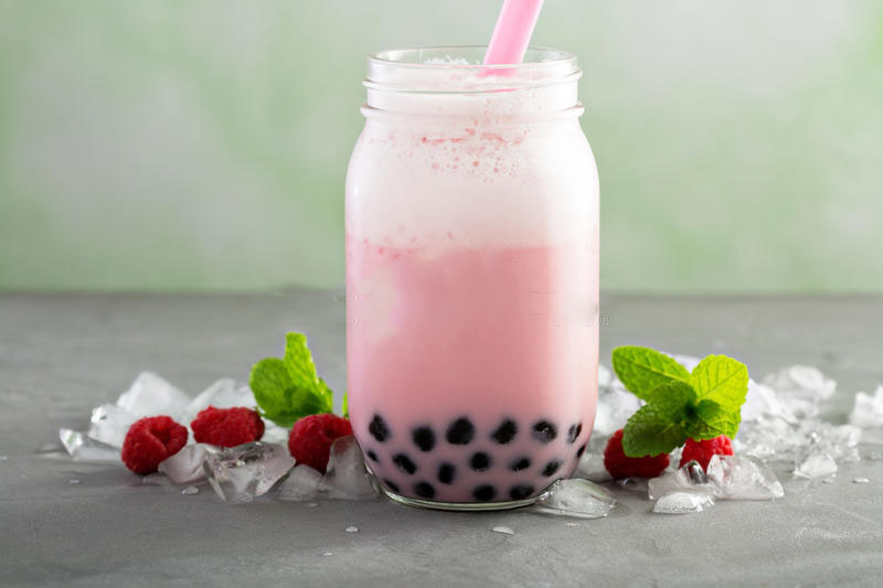 Strawberry bubble tea